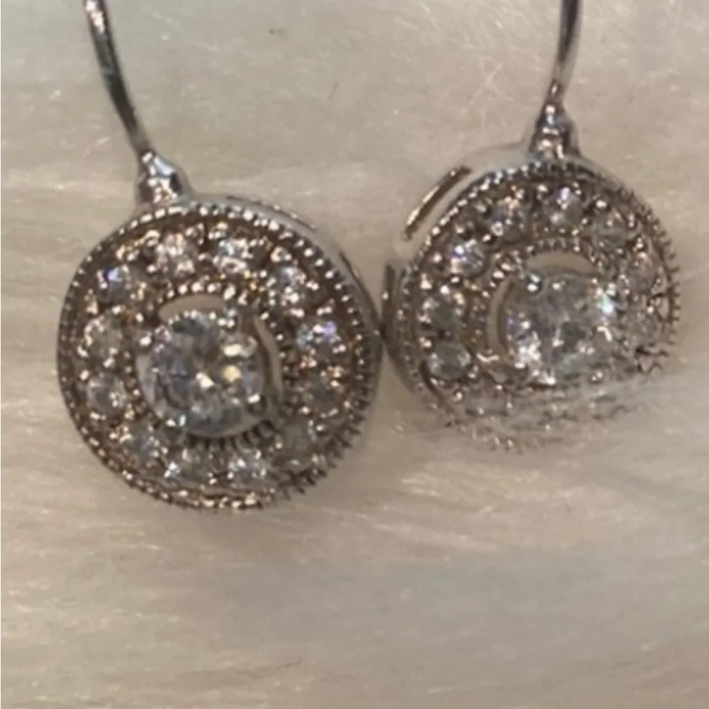 Like new 925 sterling and crystal earrings